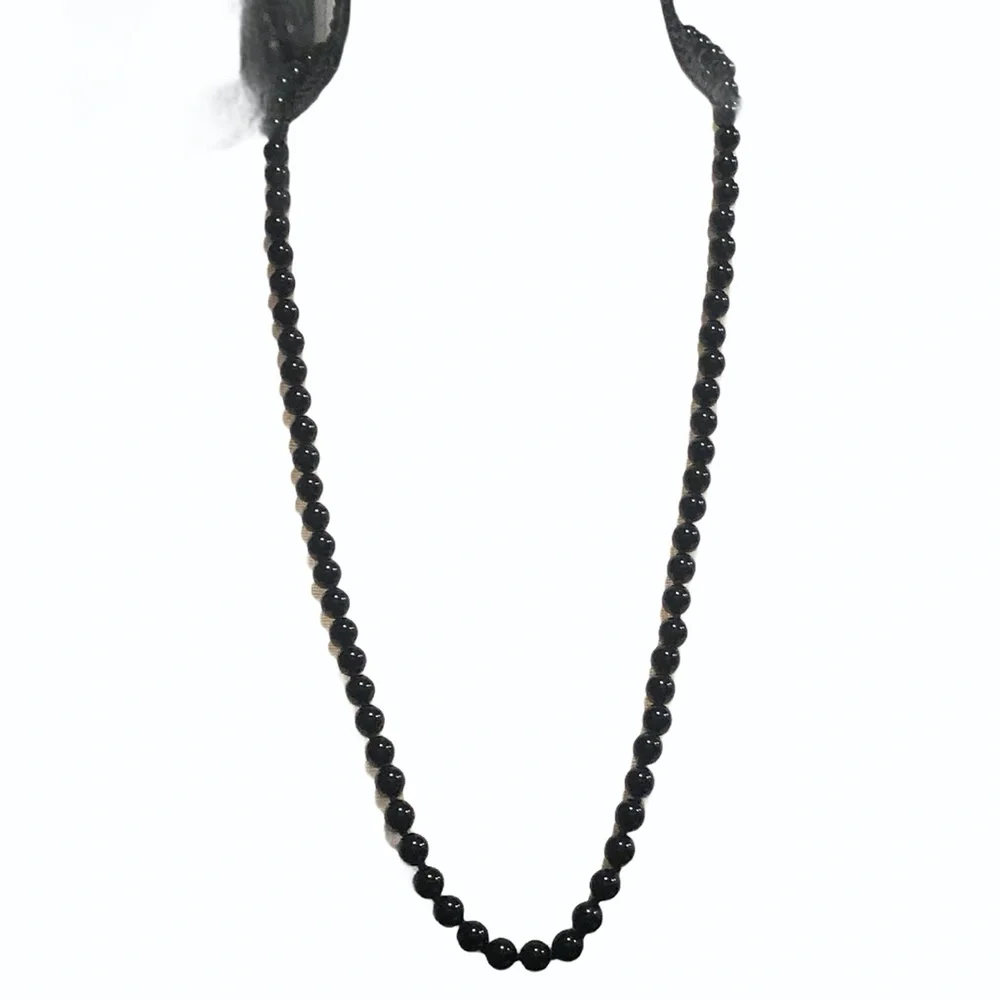 VINTAGE PREMIER DESIGNS CROWN BLACK BEAD NECKLACE WITH GOLD TONE CLASP - 29